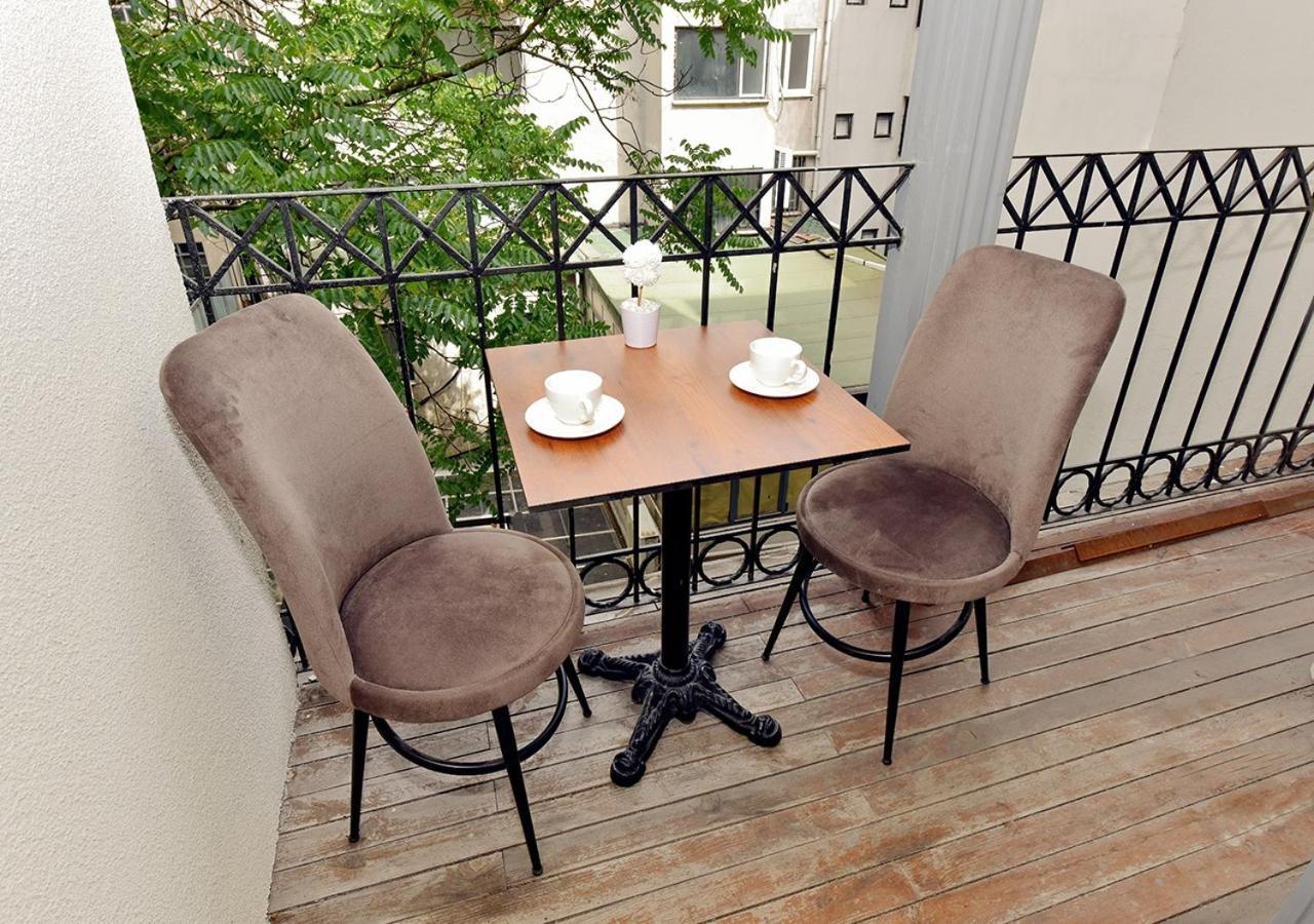 Royal Garden Suite And Hotel Istambul Exterior foto