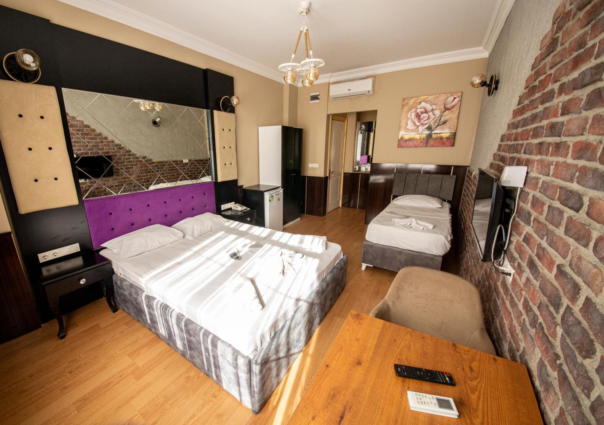 Royal Garden Suite And Hotel Istambul Exterior foto
